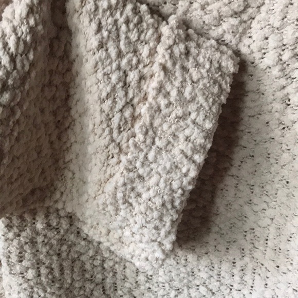 LAST💕 Oversized Taupe Popcorn Knit Pullover - Picture 7 of 8